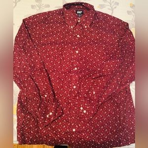 Brand new Lands End men’s paisley button Down